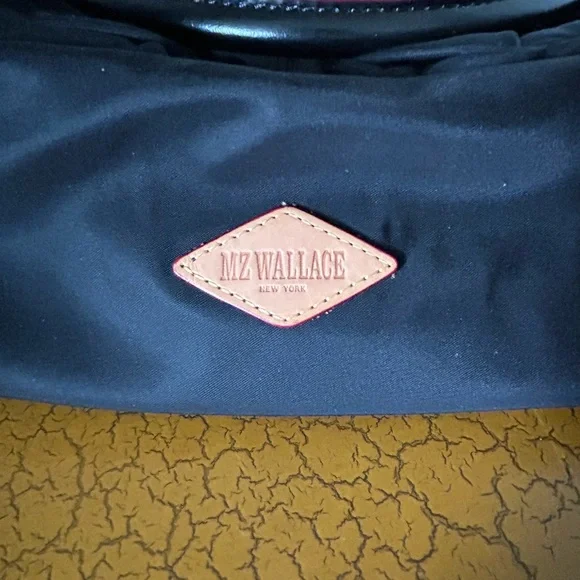 MZ Wallace Kate Carry All Shoulder Bag Office Travel Diaper NEW w/ strap & pouch - Picture 4 of 11